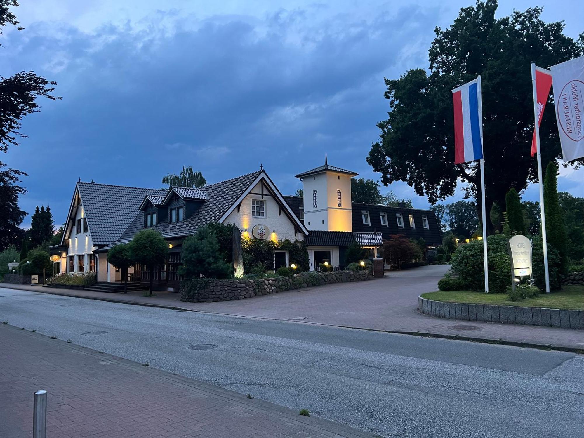 Hotel Tangstedter Muehle Exterior foto